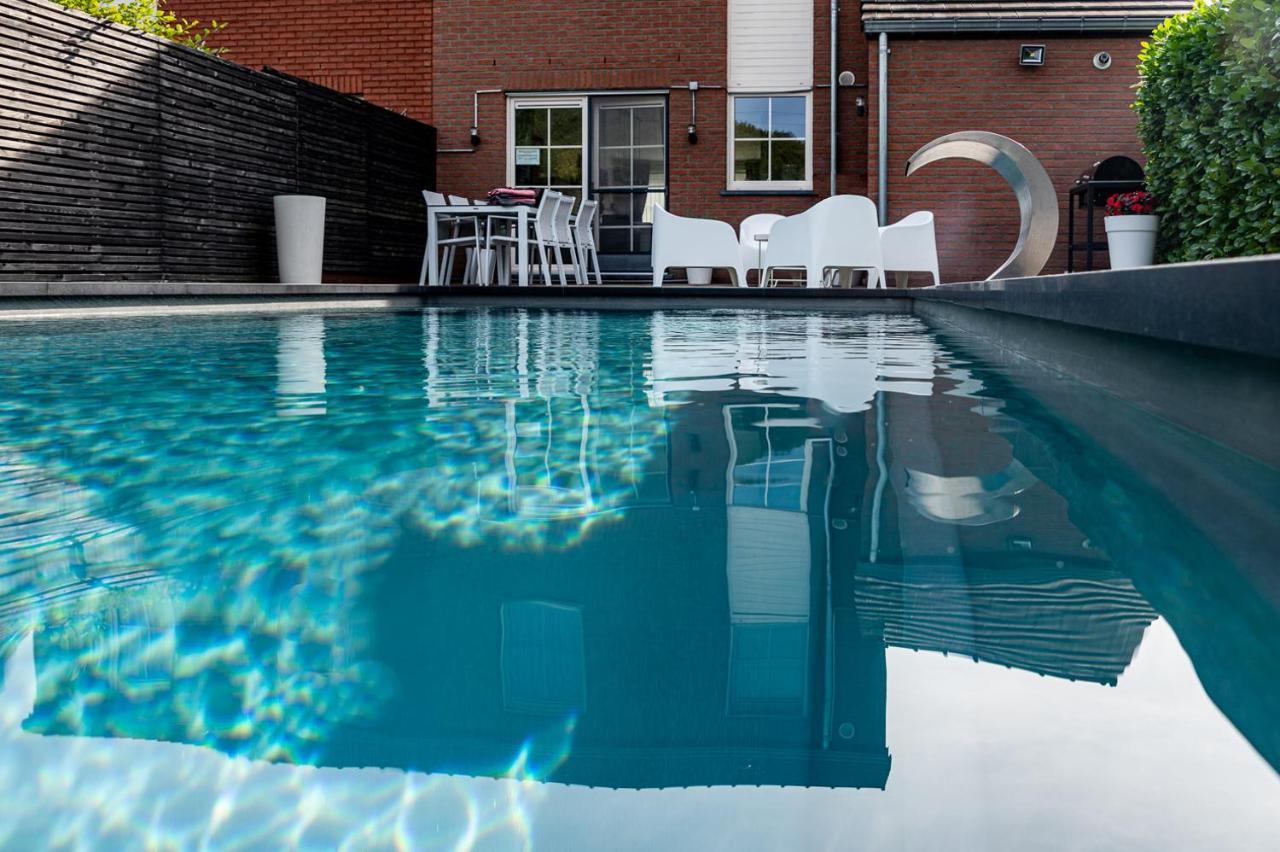 Chez Sabine Et Eric Maison Pour 6 Personnes Avec Piscine Chauffee Andenne Dış mekan fotoğraf